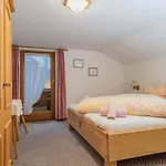 Fruehstueckspension Gweil Guest house