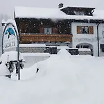 Guest house Fruehstueckspension Gweil