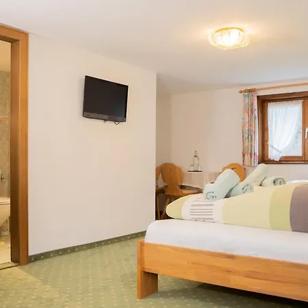 Fruehstueckspension Gweil Pensionat 3*