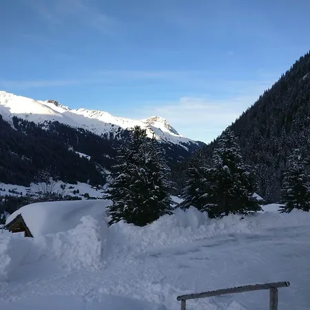 Fruehstueckspension Gweil 3*